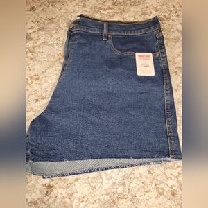 Levi Strauss Signature High Rise 5" Shorts NWT